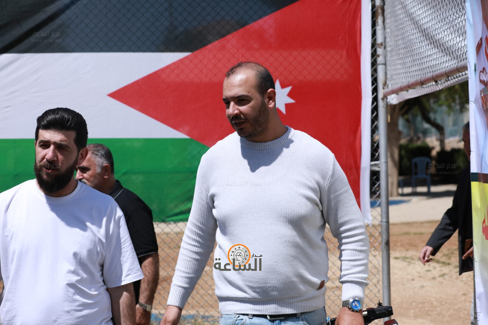 Madar Al-Saa Images 0.5473591686355062