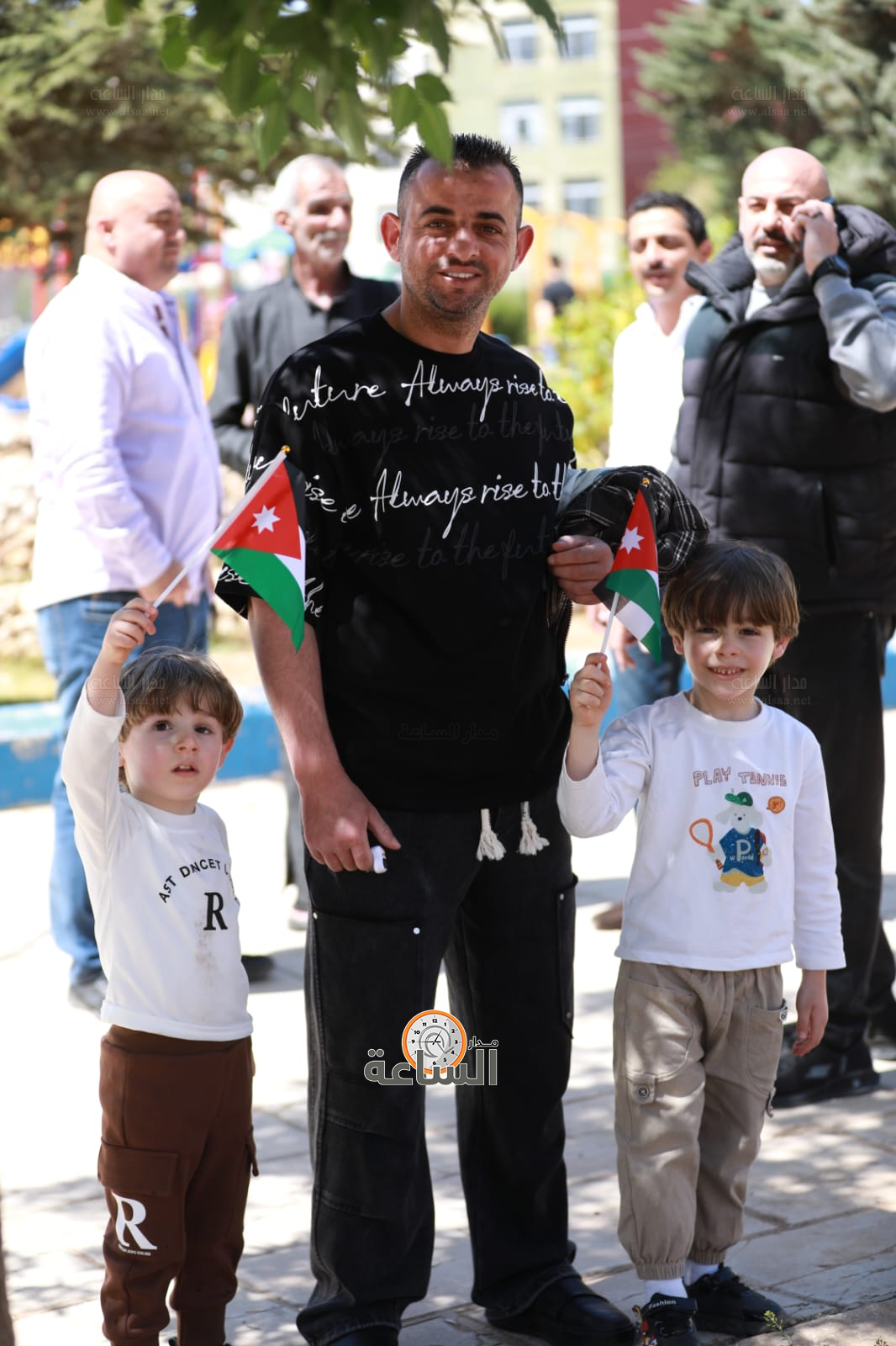 Madar Al-Saa Images 0.7241956195621153