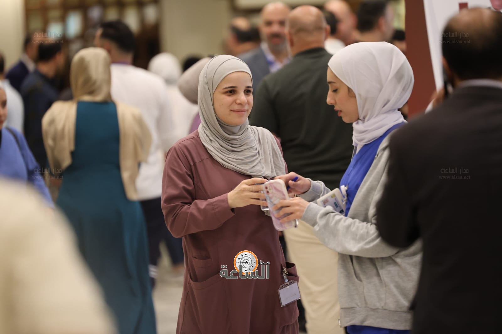 Madar Al-Saa Images 0.9846246305675664