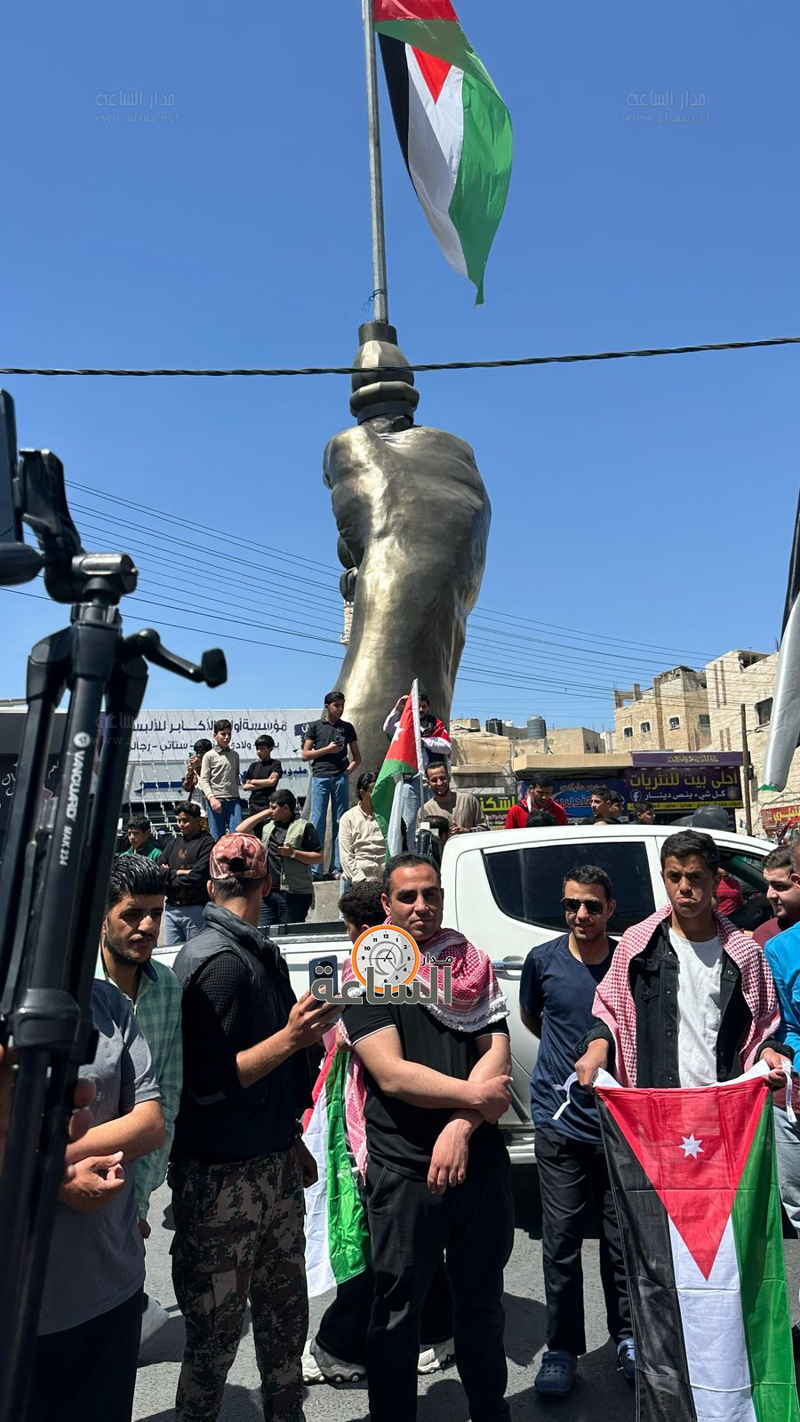 Madar Al-Saa Images 0.2968207385793574