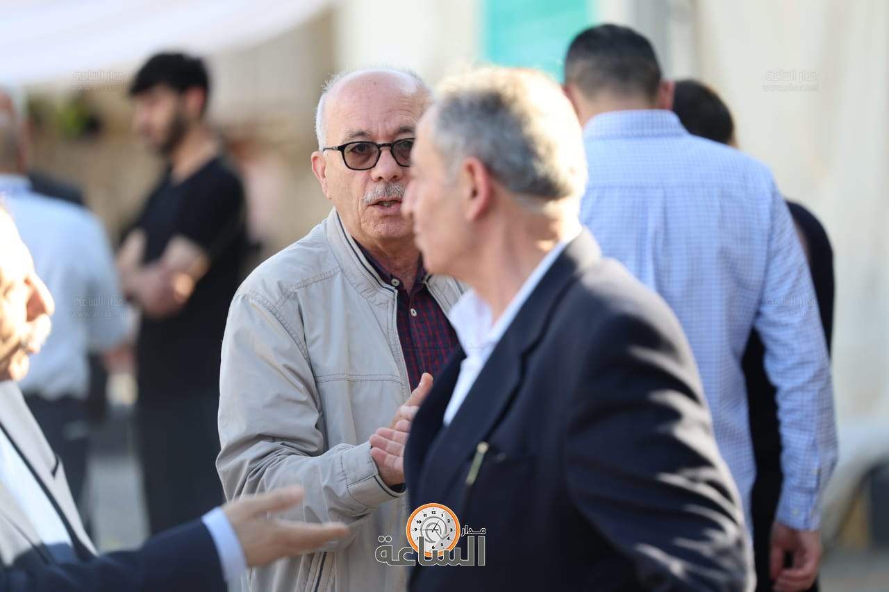 Madar Al-Saa Images 0.7531886444259563