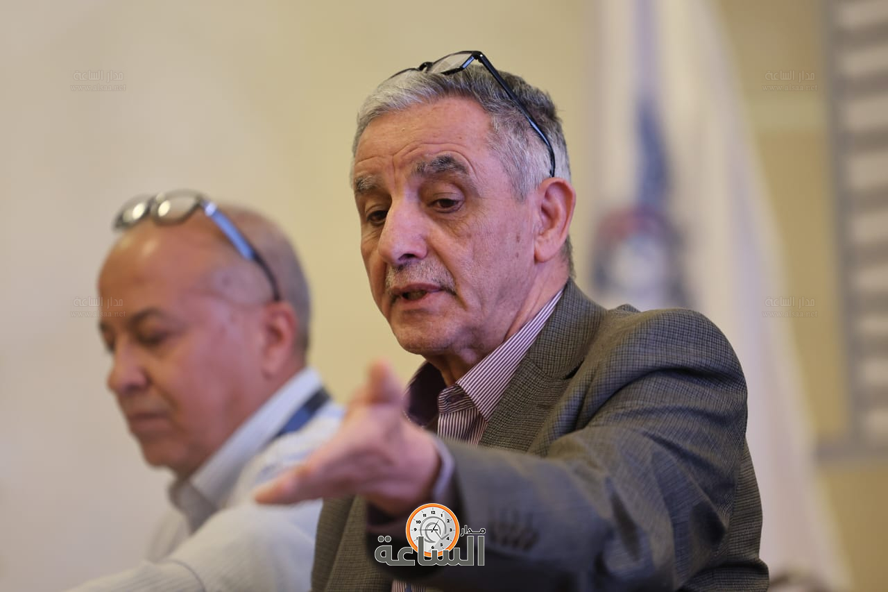 Madar Al-Saa Images 0.7296999461251619