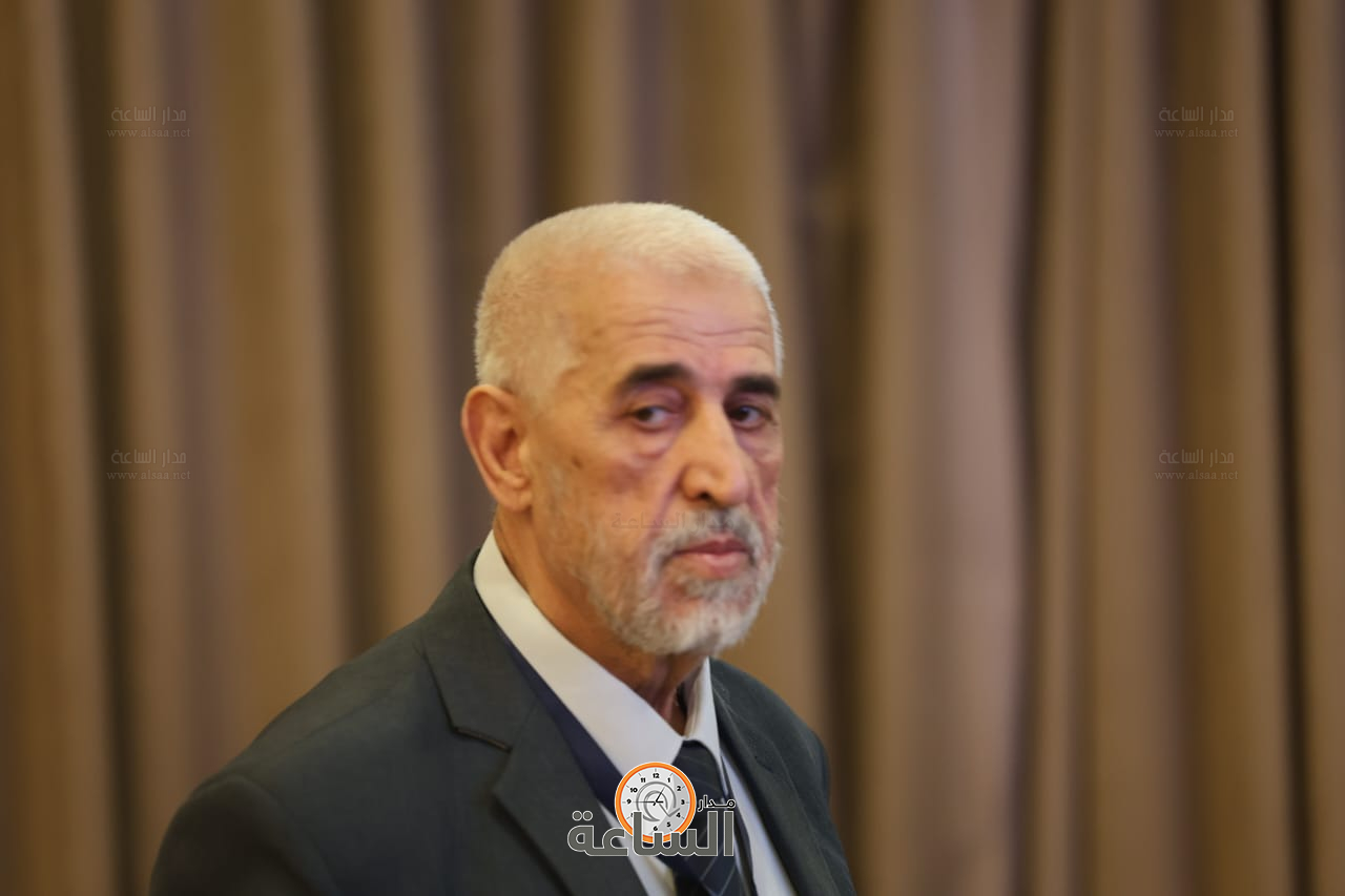 Madar Al-Saa Images 0.42240134856219846