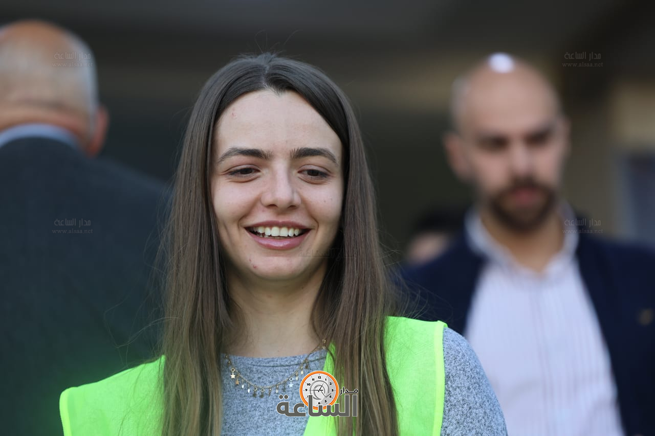 Madar Al-Saa Images 0.4268478318956519