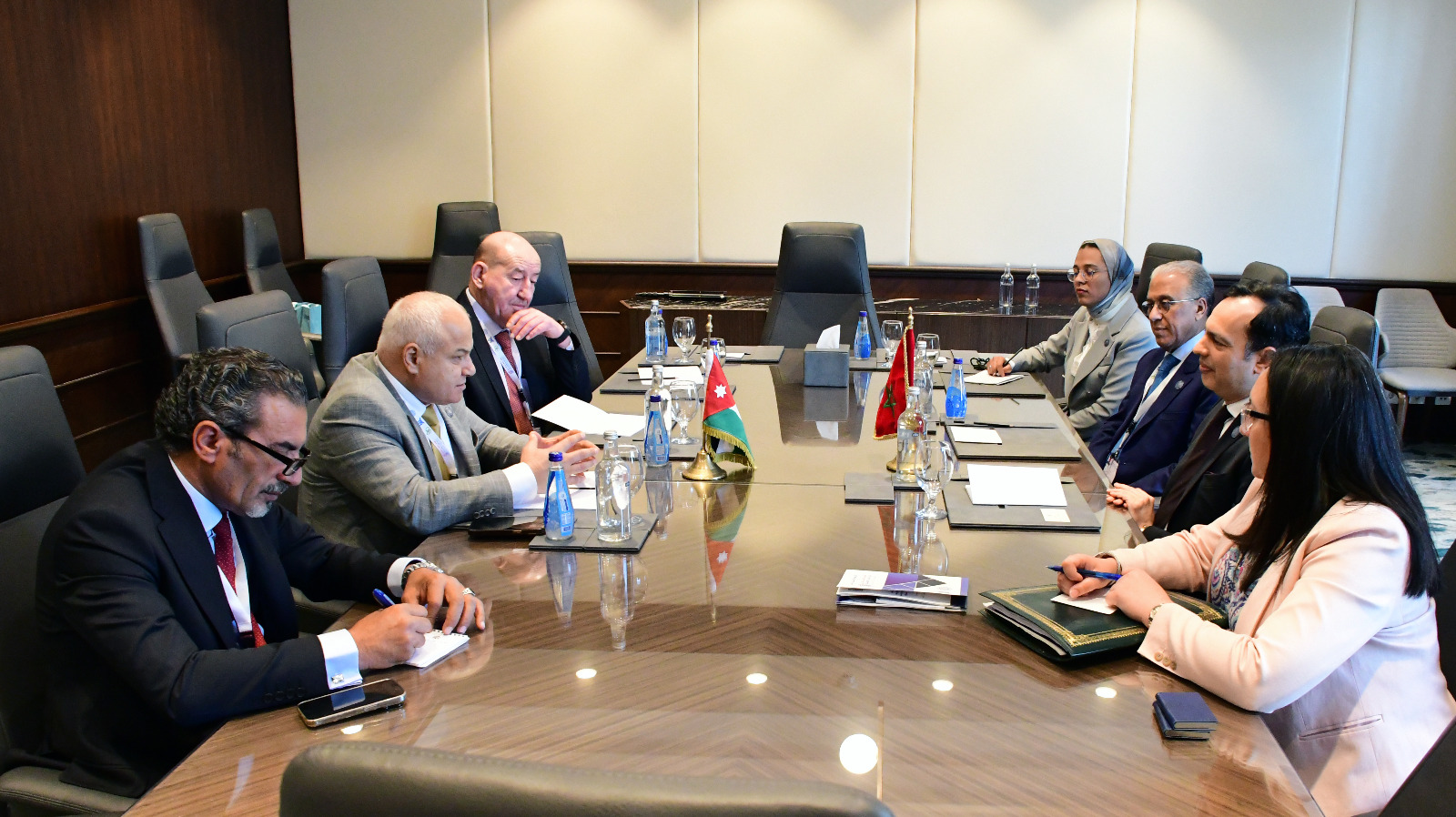 Madar Al-Saa Images 0.6691805766356187