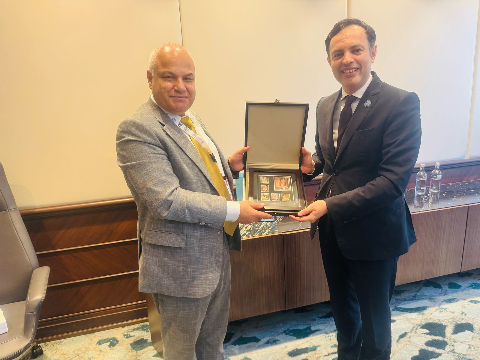 Madar Al-Saa Images 0.9742717187184808