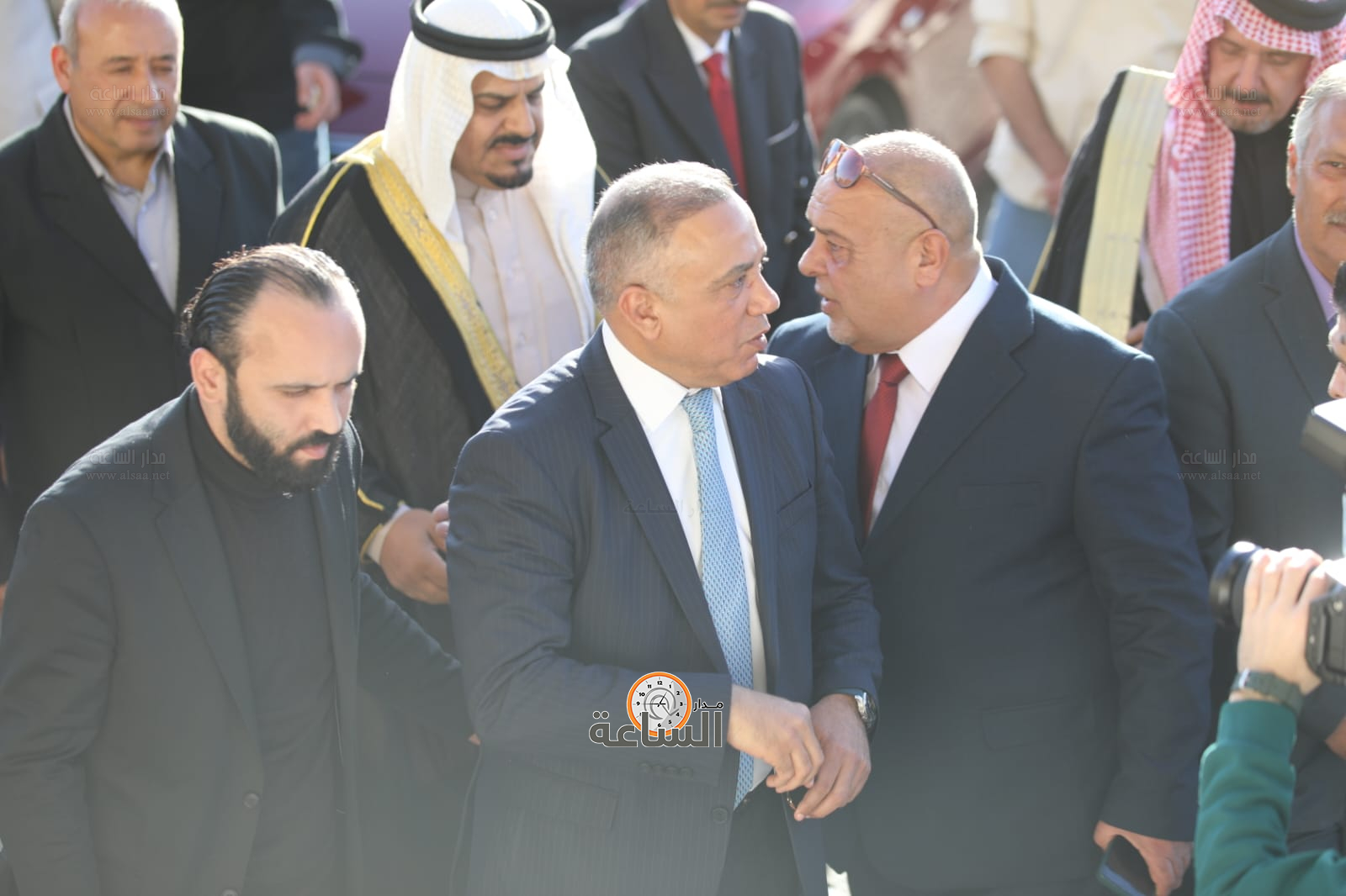 Madar Al-Saa Images 0.370597822450462