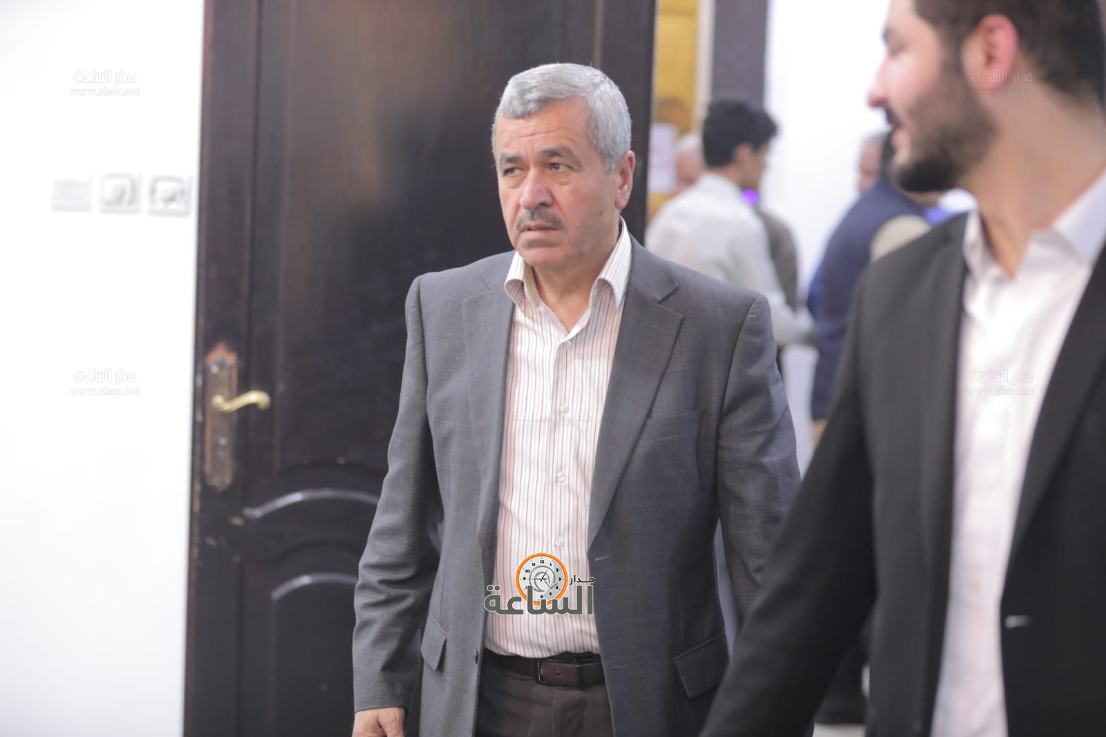 Madar Al-Saa Images 0.14315692170700212