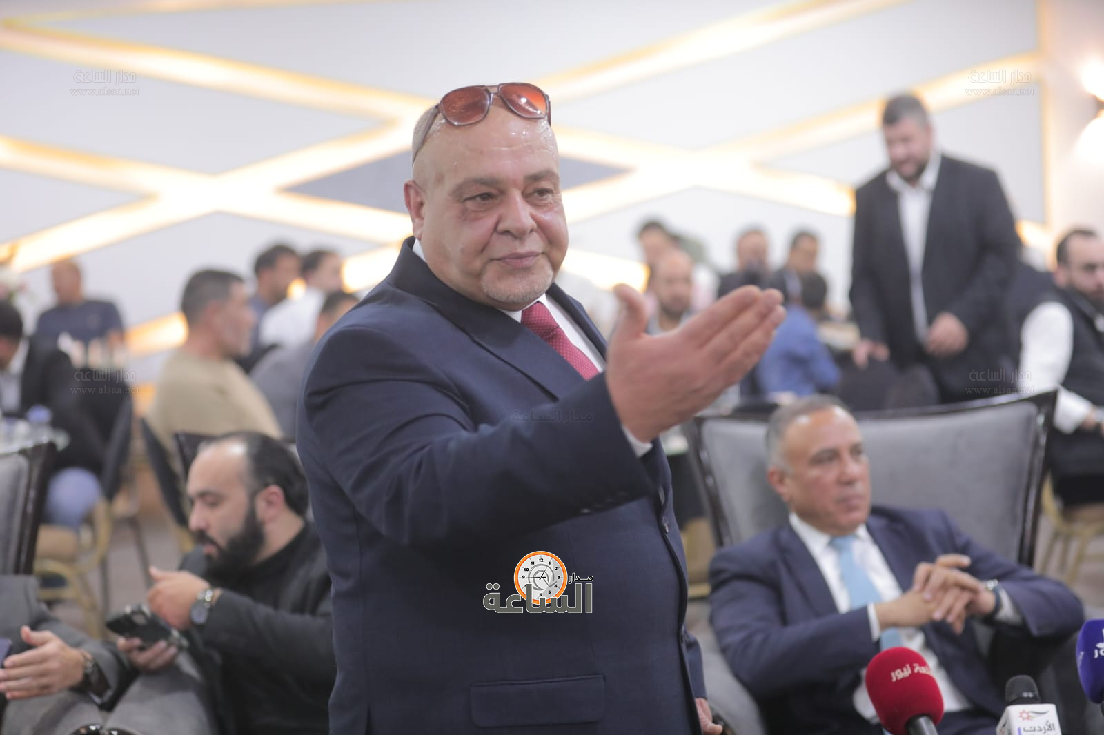 Madar Al-Saa Images 0.48900441817154205