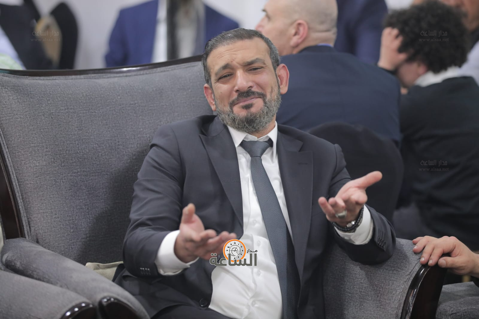 Madar Al-Saa Images 0.41480550504407265