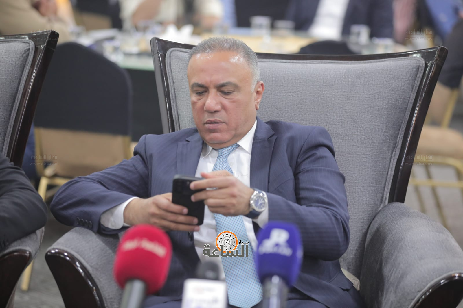 Madar Al-Saa Images 0.7154187707739575