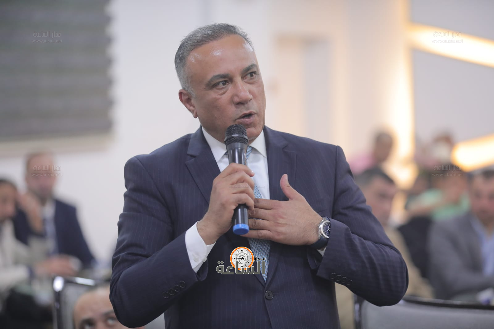 Madar Al-Saa Images 0.9407058878355817