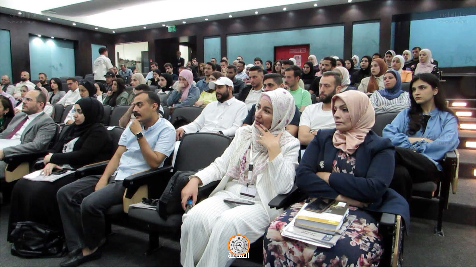 Madar Al-Saa Images 0.7367205785635907