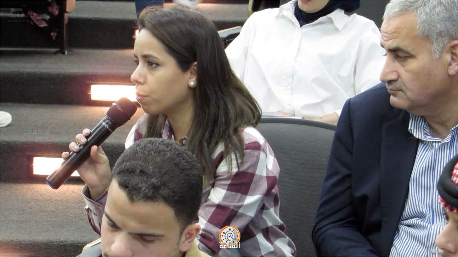 Madar Al-Saa Images 0.3293389683878807