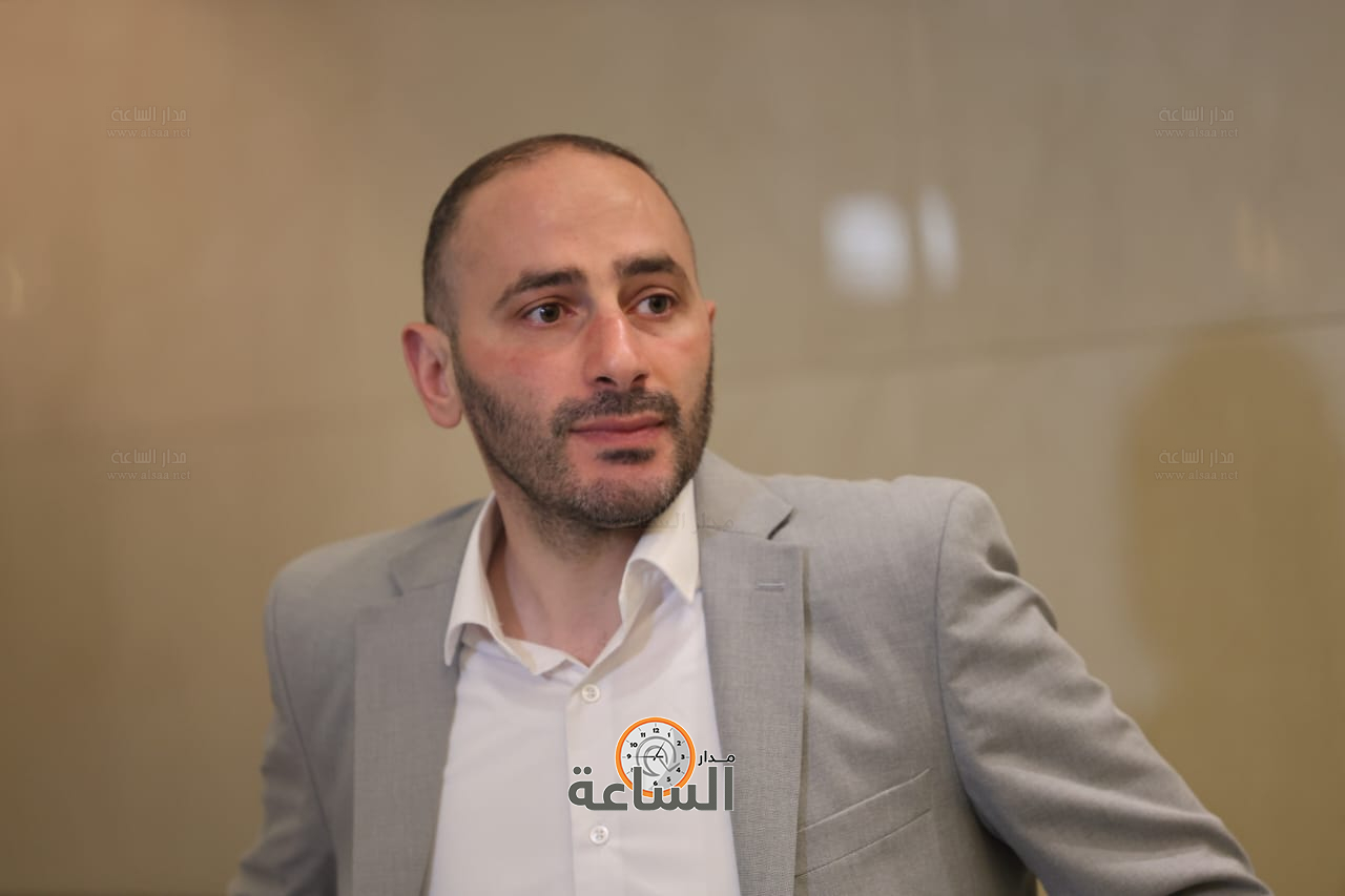 Madar Al-Saa Images 0.399649710376618