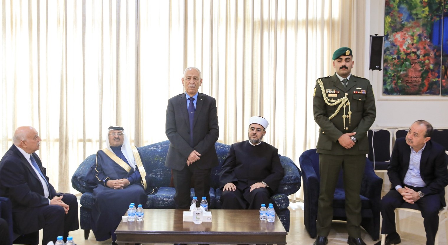 Madar Al-Saa Images 0.668909464414263