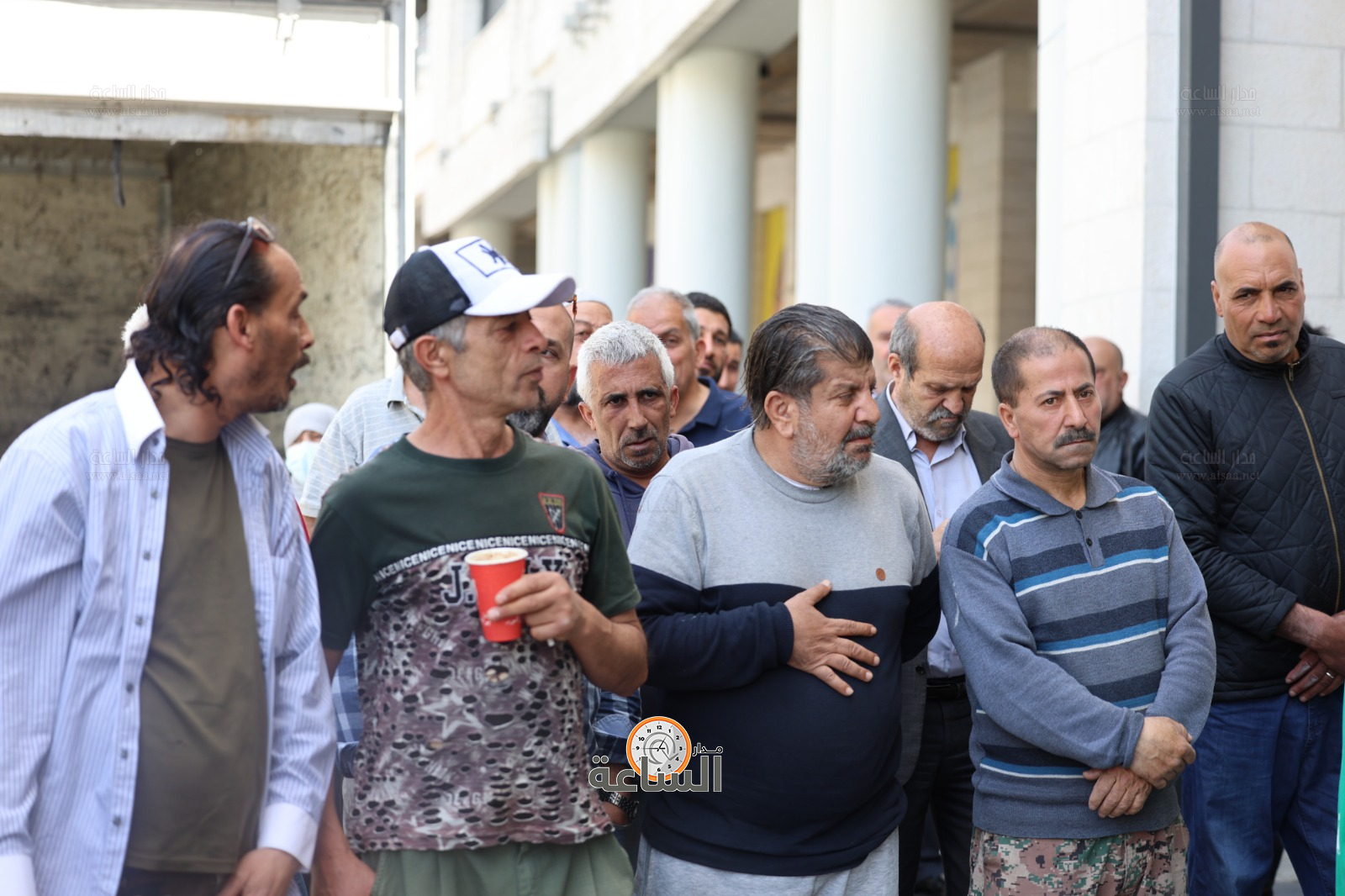 Madar Al-Saa Images 0.83346349351926