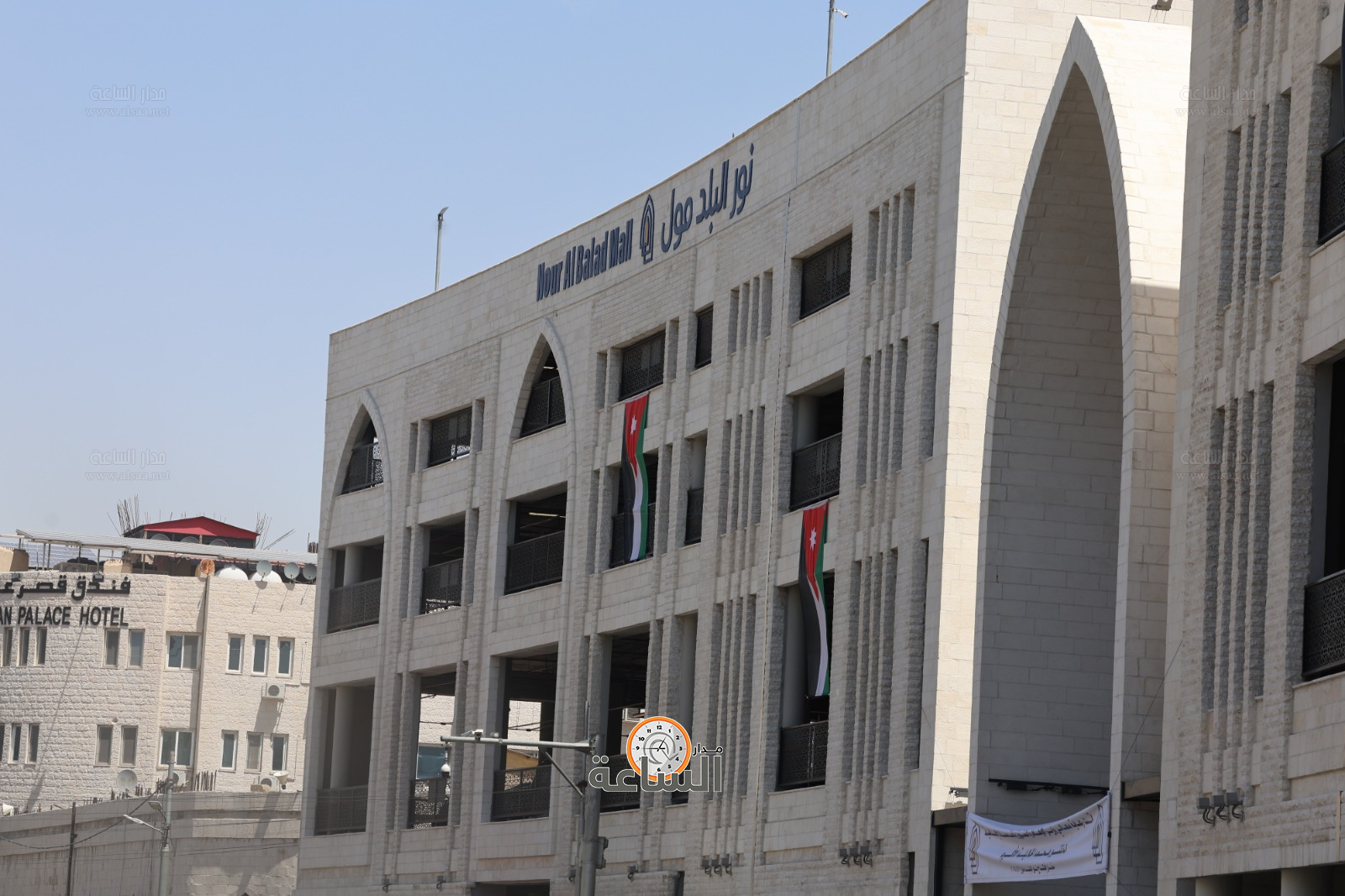 Madar Al-Saa Images 0.4344902982468697