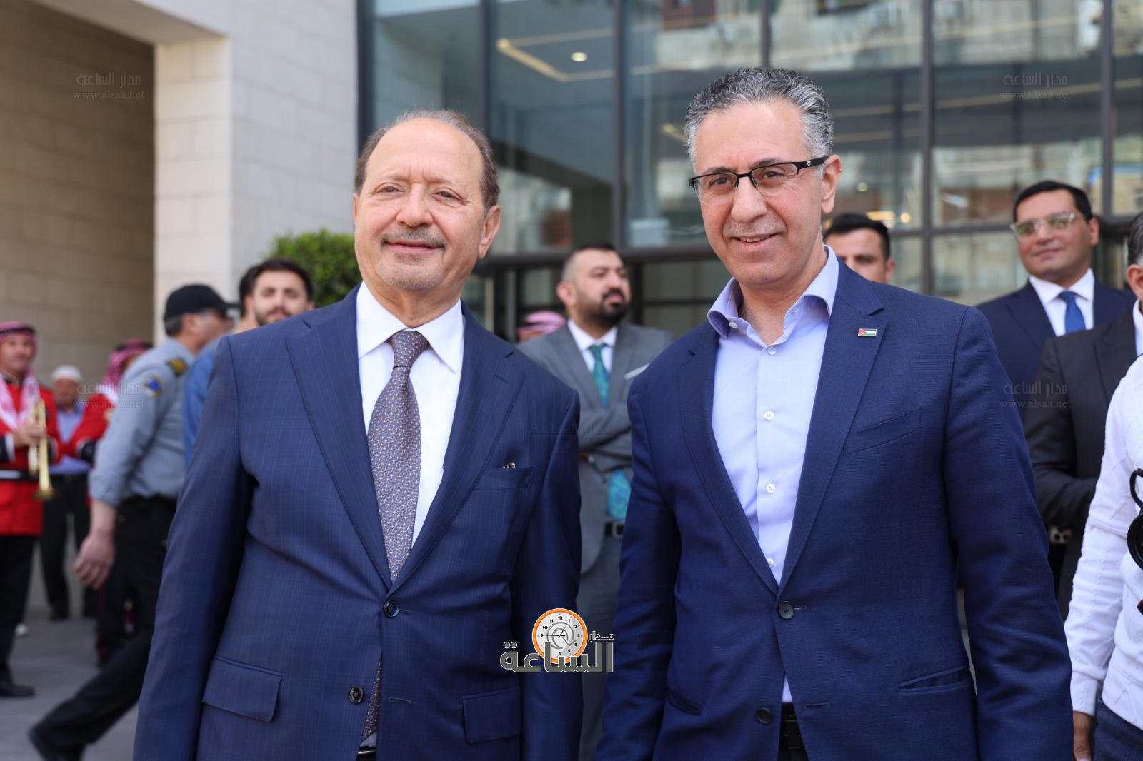 Madar Al-Saa Images 0.0742616578205405