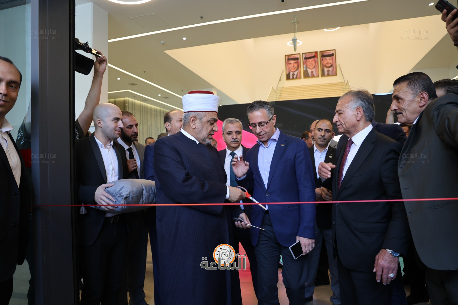 Madar Al-Saa Images 0.09748297717904264