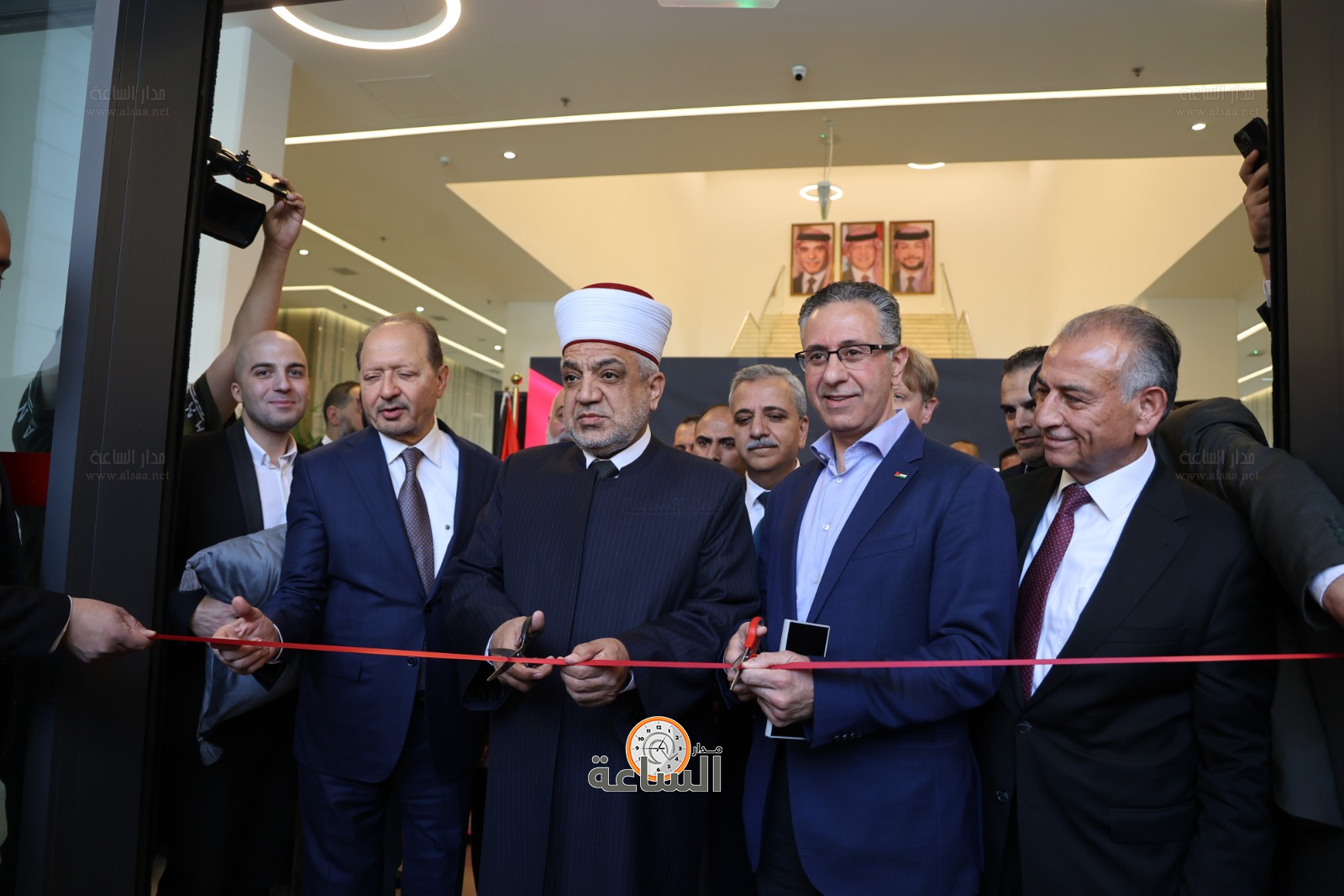 Madar Al-Saa Images 0.5630916459605003