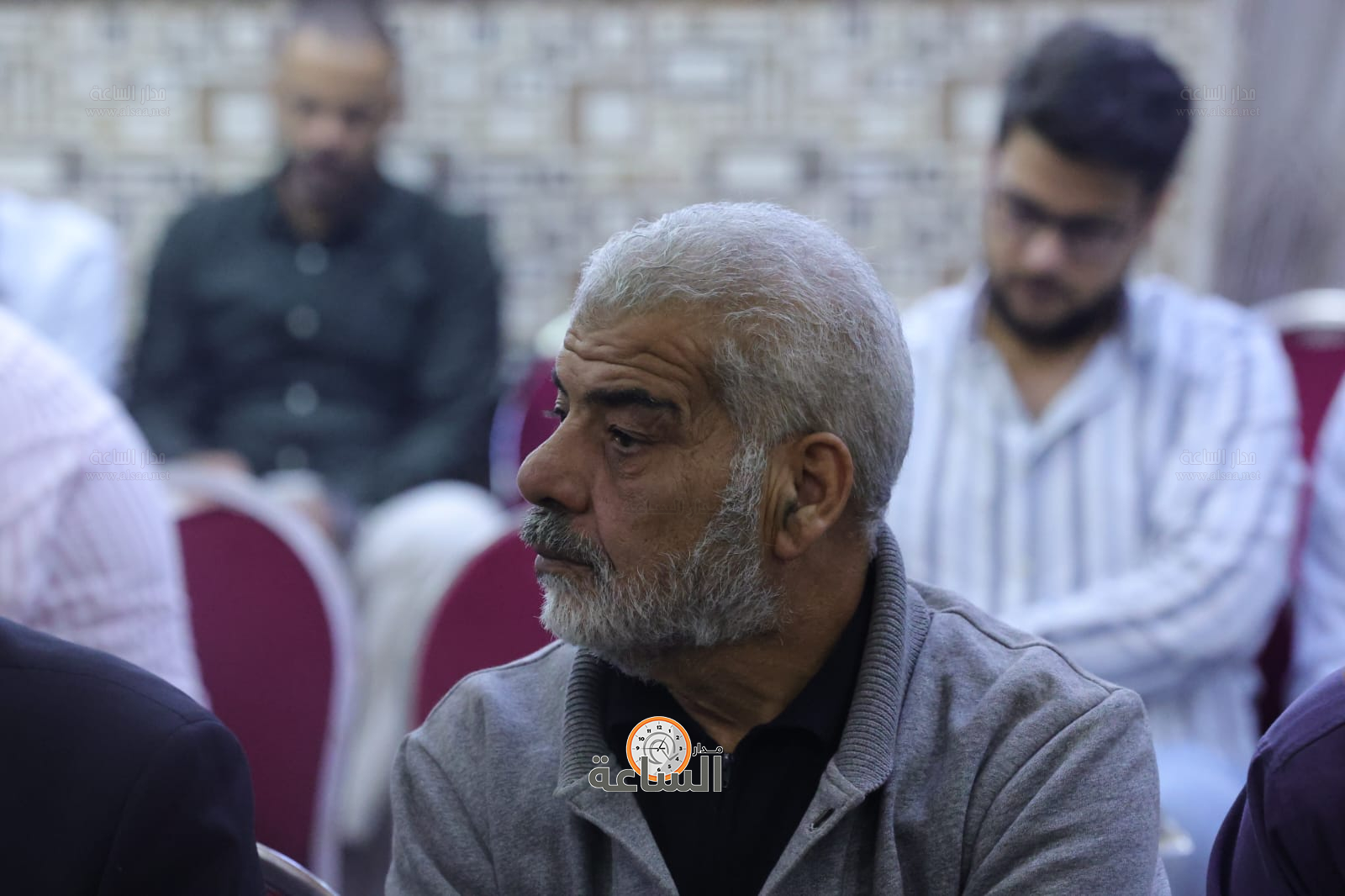 Madar Al-Saa Images 0.4282394255491032