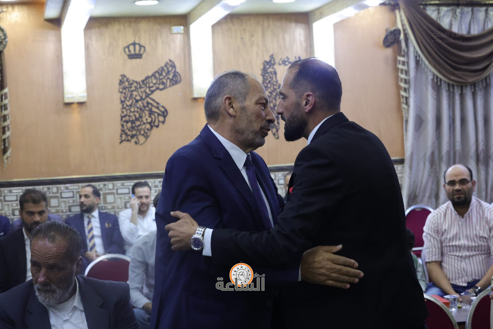 Madar Al-Saa Images 0.835839410877825