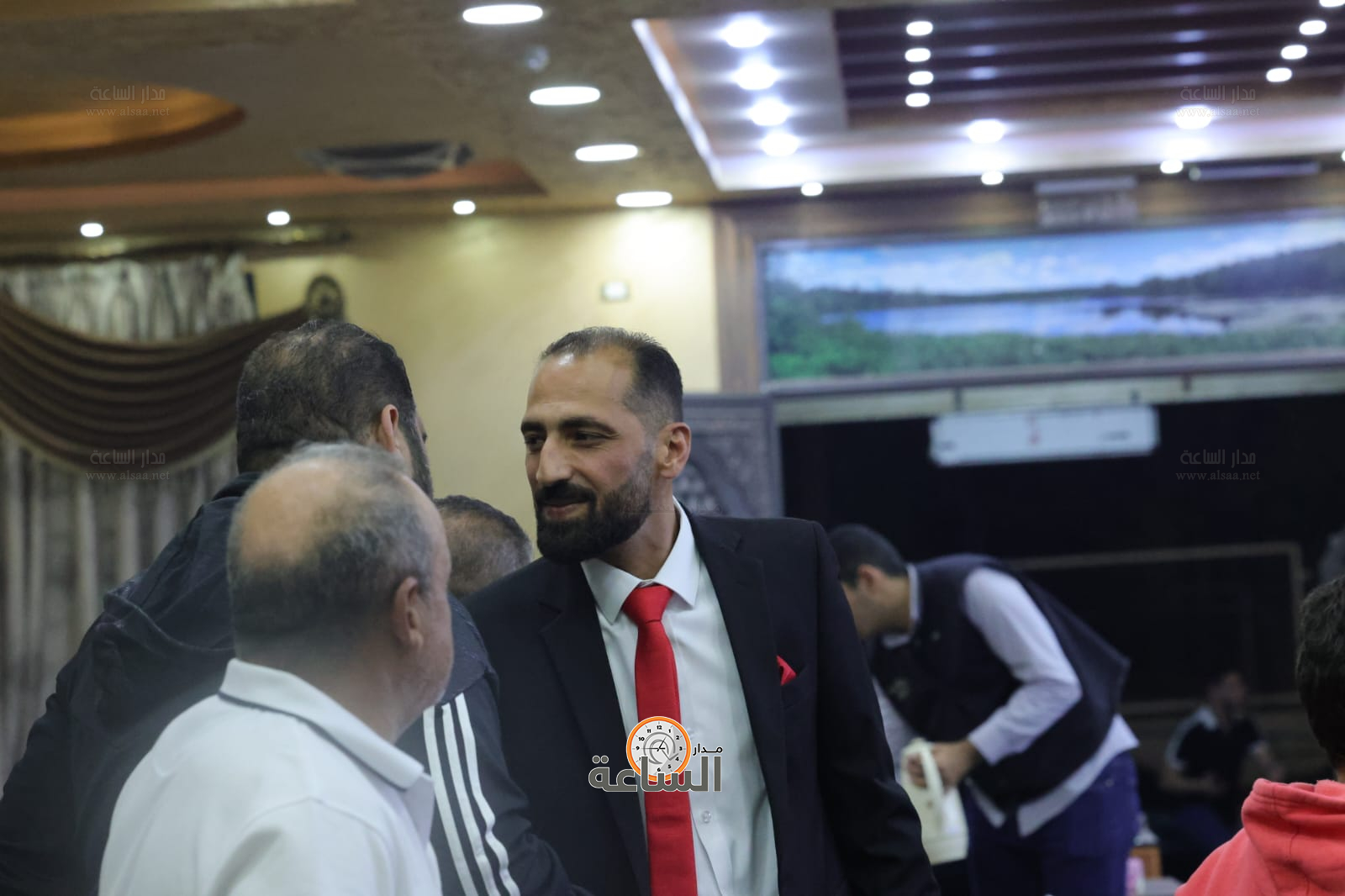 Madar Al-Saa Images 0.8089287169491571