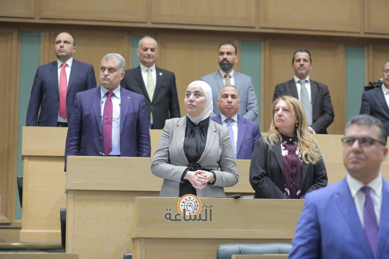 Madar Al-Saa Images 0.36810301455230776