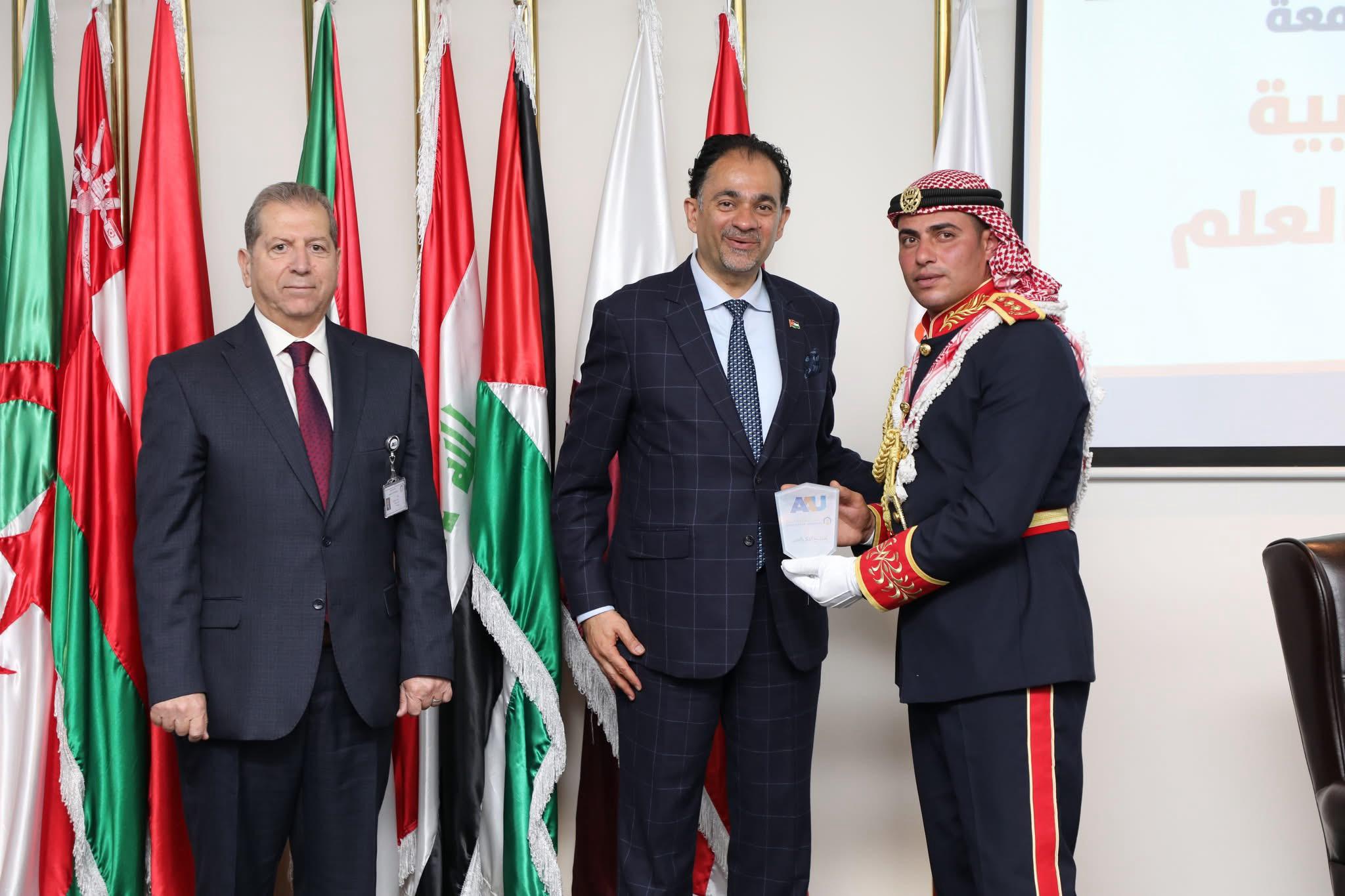 Madar Al-Saa Images 0.5260898714186552