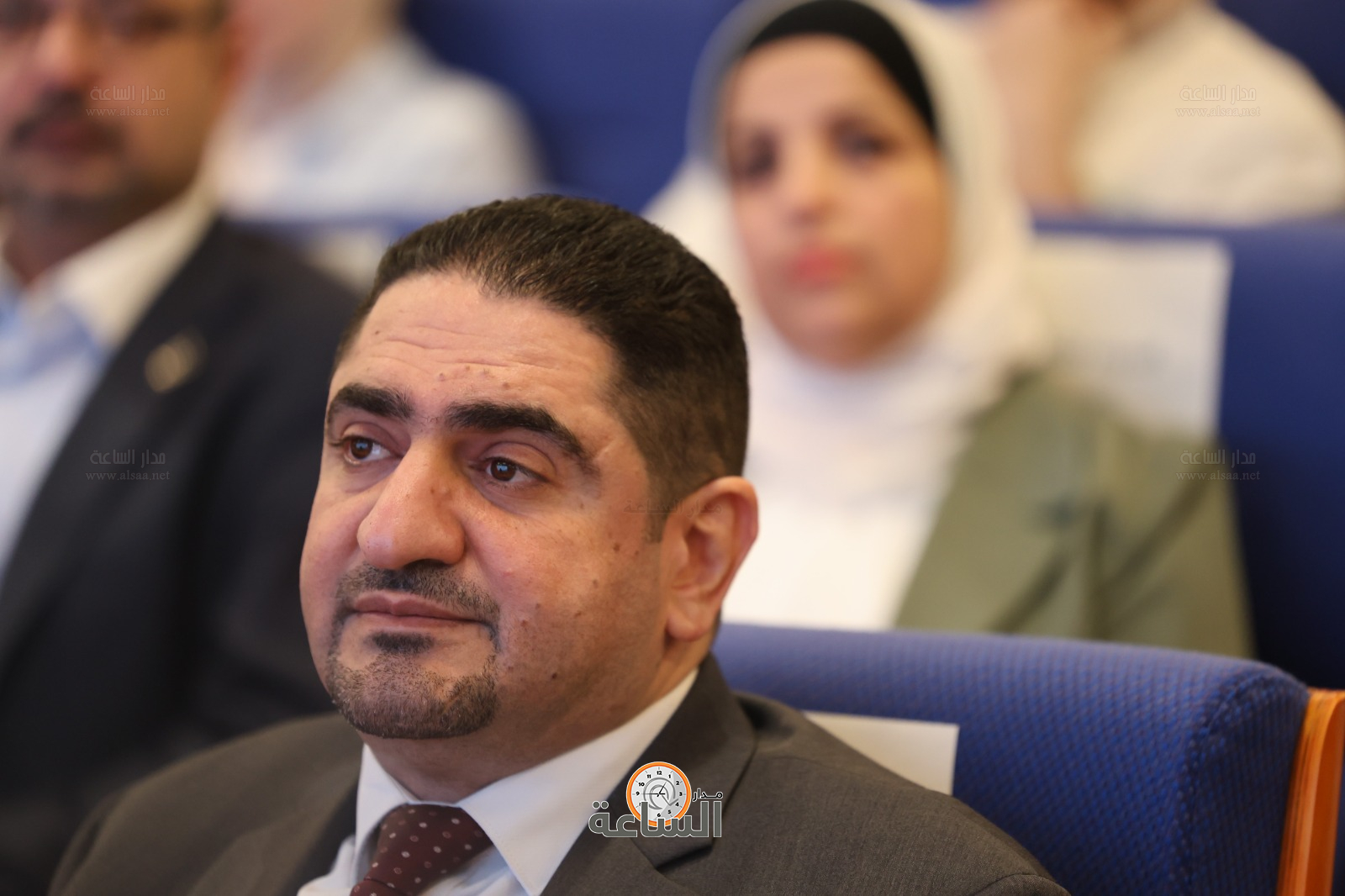 Madar Al-Saa Images 0.9801980602238148