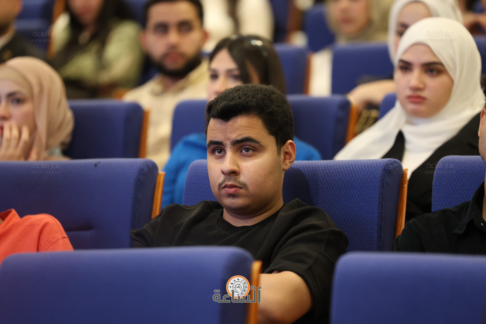 Madar Al-Saa Images 0.5563879344250017