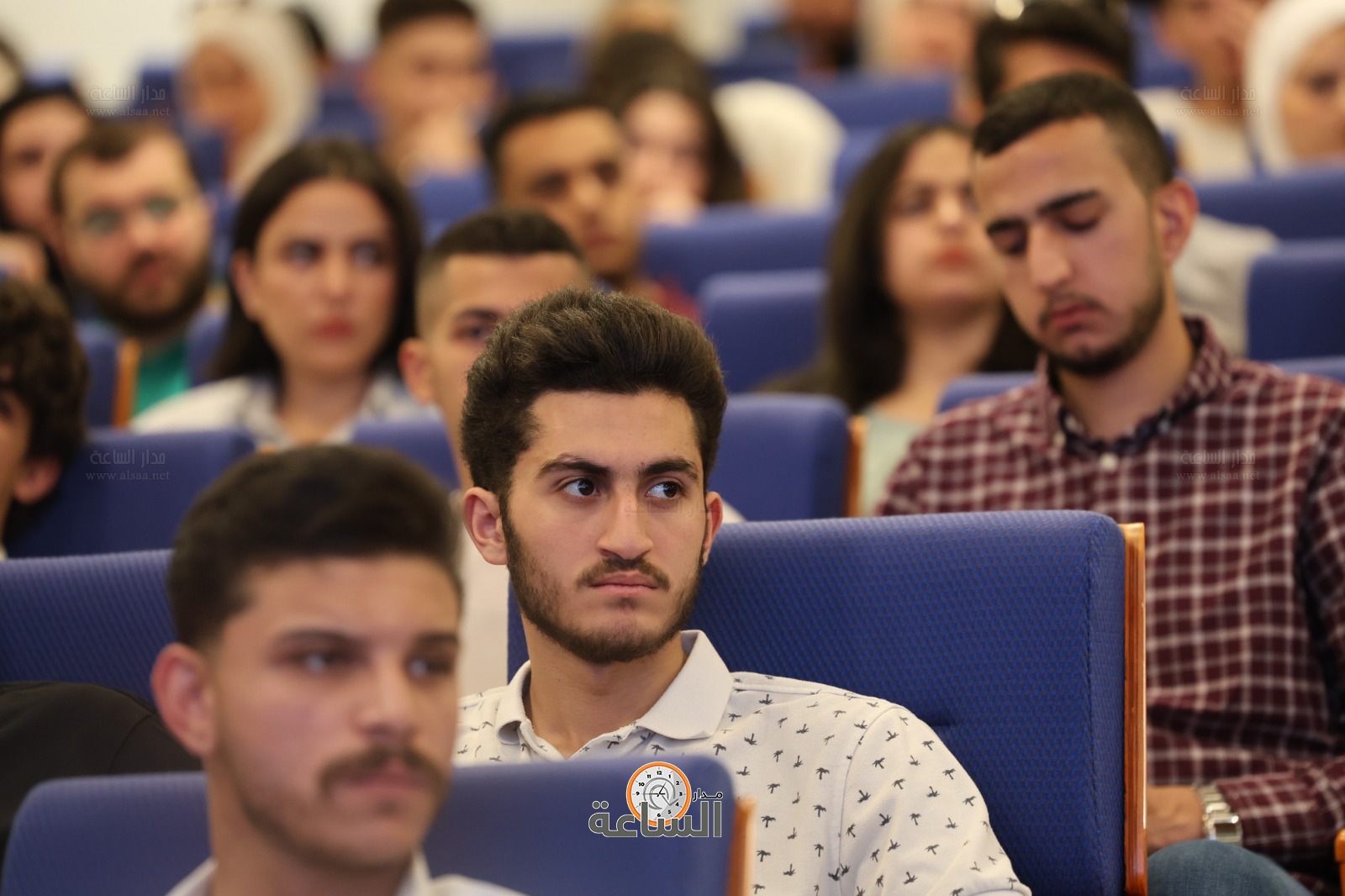 Madar Al-Saa Images 0.4071304313694437