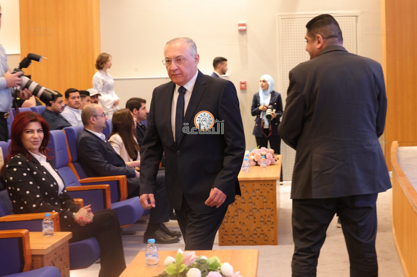 رئيسُ مجلسِ هيئة النزاهة ومكافحة الفساد الدكتور مهند حجازي