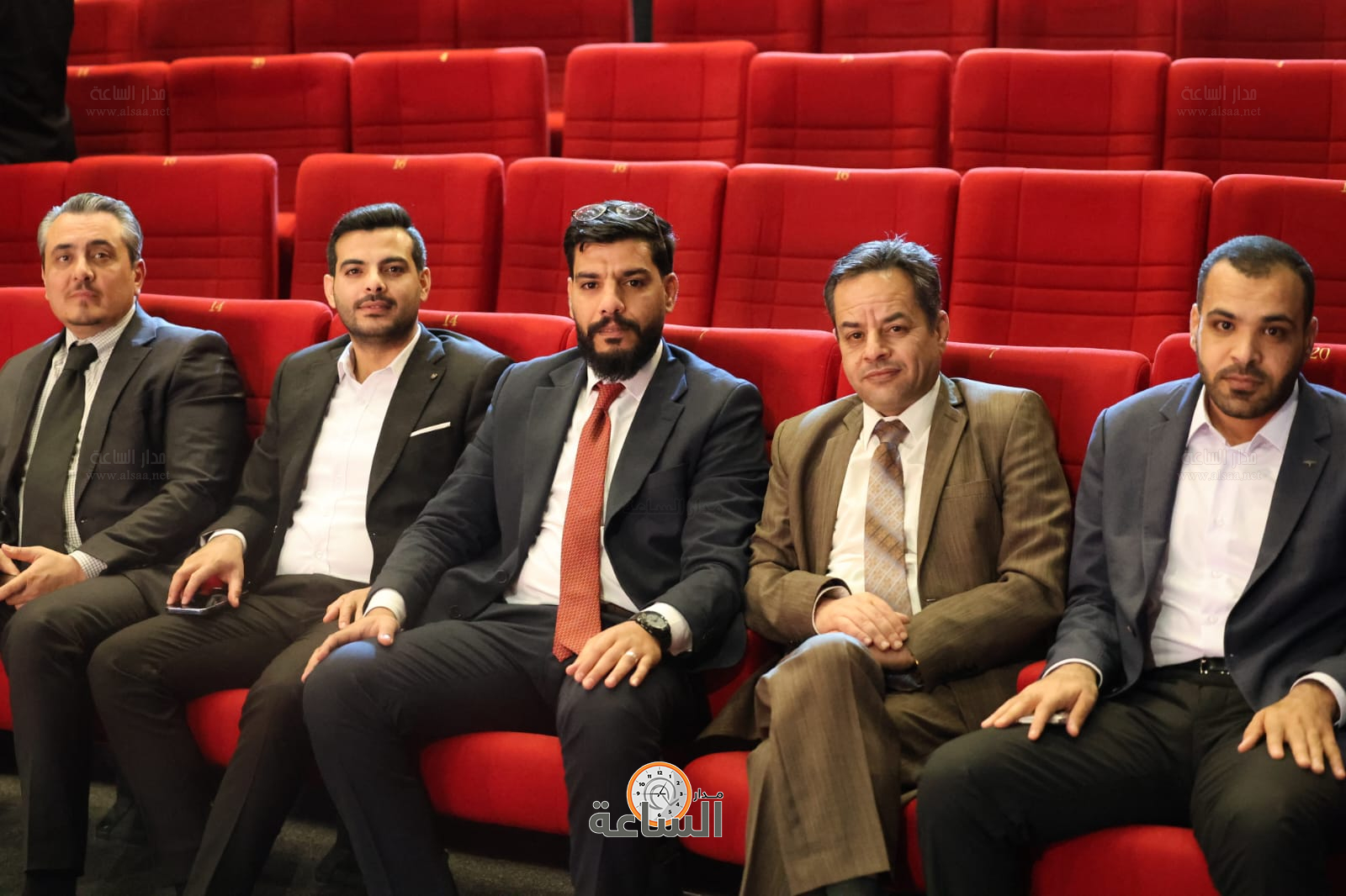 Madar Al-Saa Images 0.40302403025948785