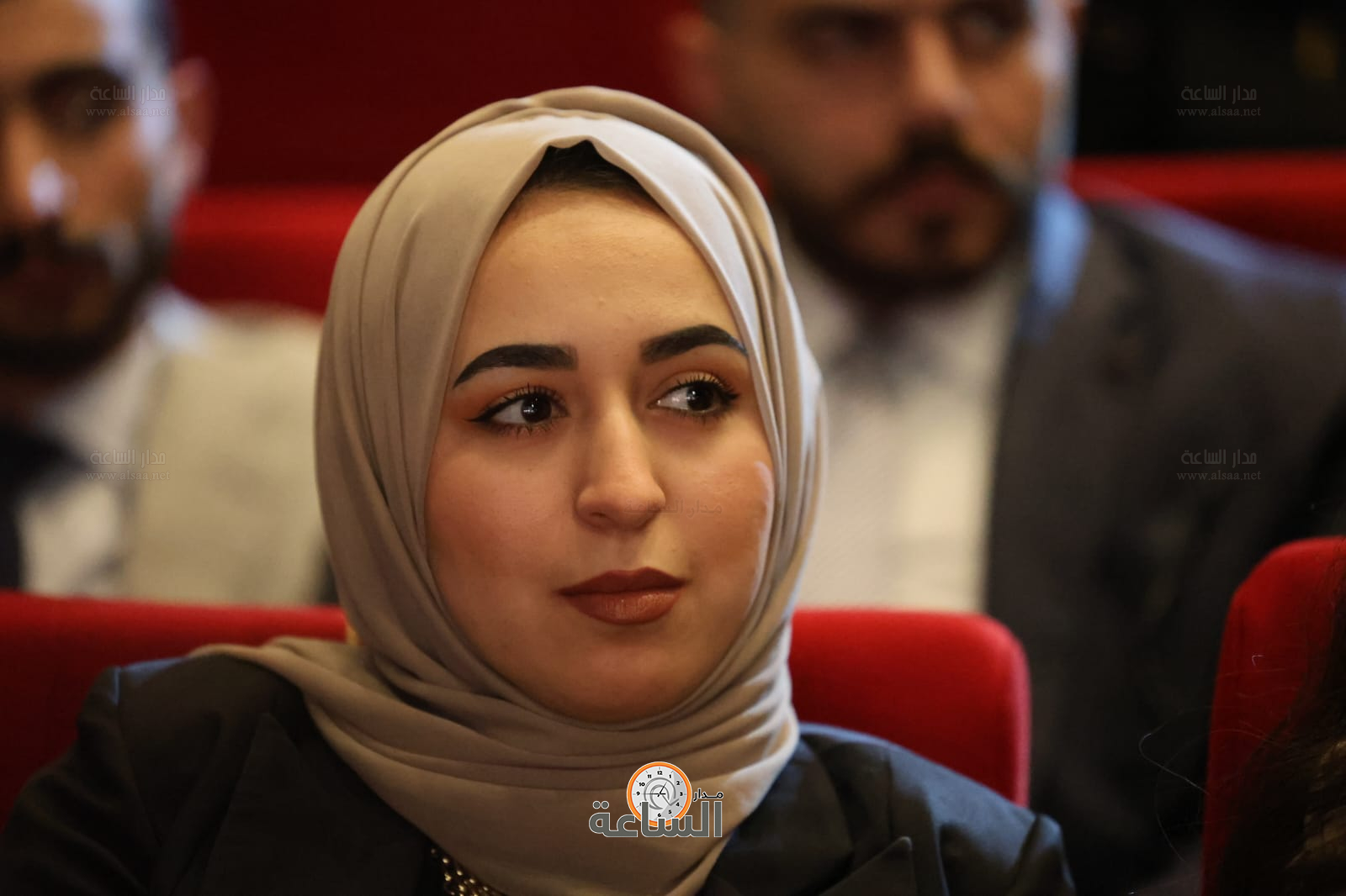 Madar Al-Saa Images 0.5210329675005468