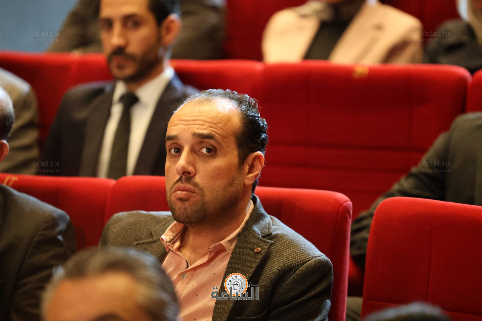 Madar Al-Saa Images 0.7790266734025149