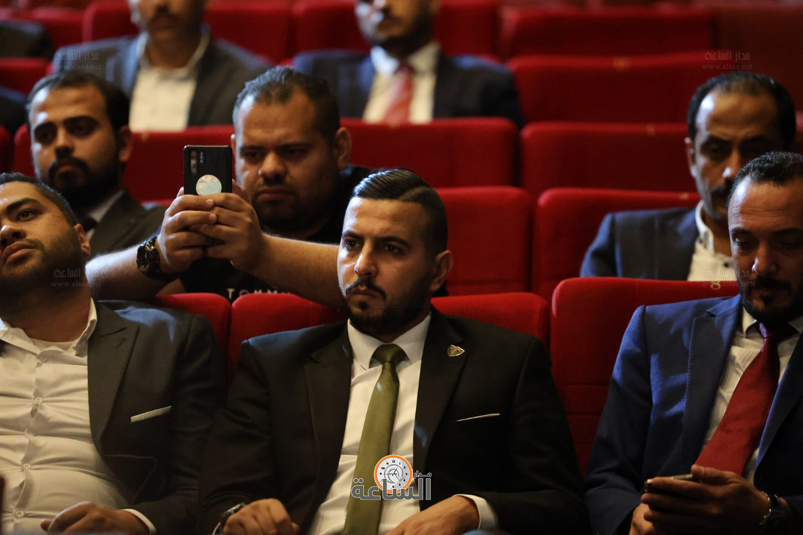 Madar Al-Saa Images 0.31255603747575544