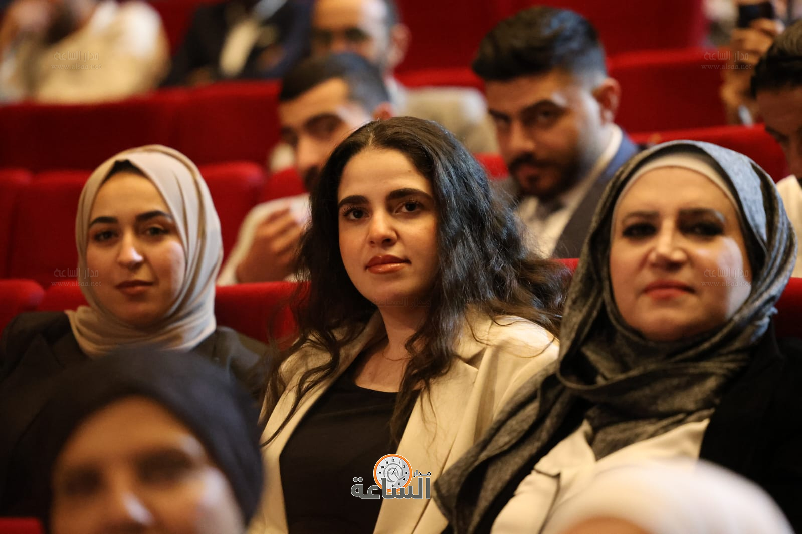 Madar Al-Saa Images 0.3917434452699874