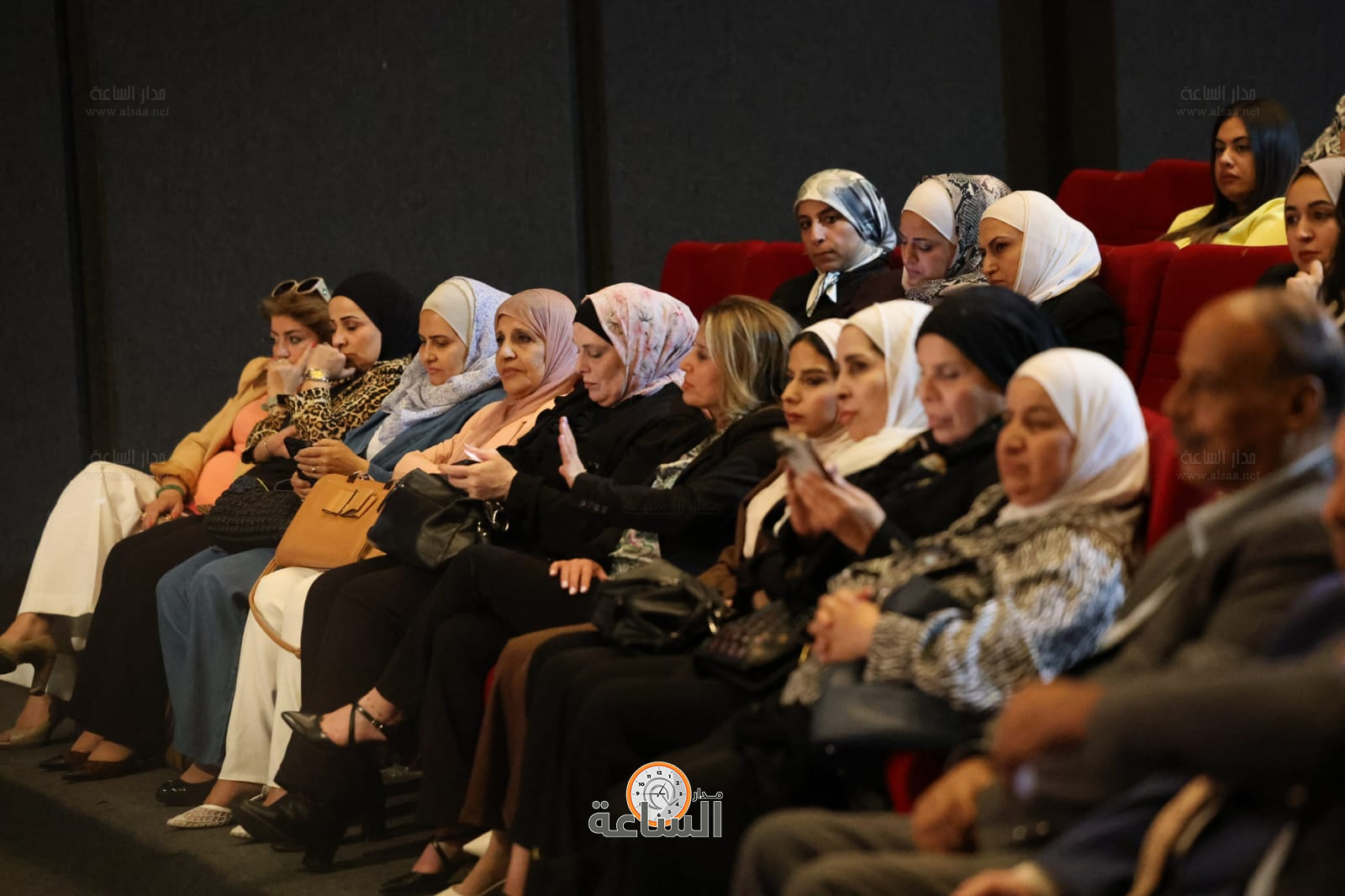 Madar Al-Saa Images 0.5752309738767176