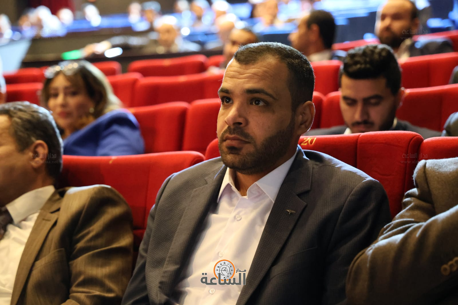 Madar Al-Saa Images 0.8486179477046785