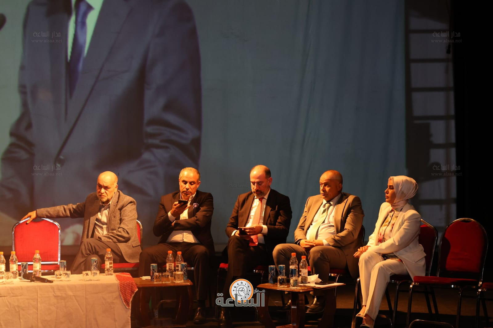 Madar Al-Saa Images 0.47362279791587014