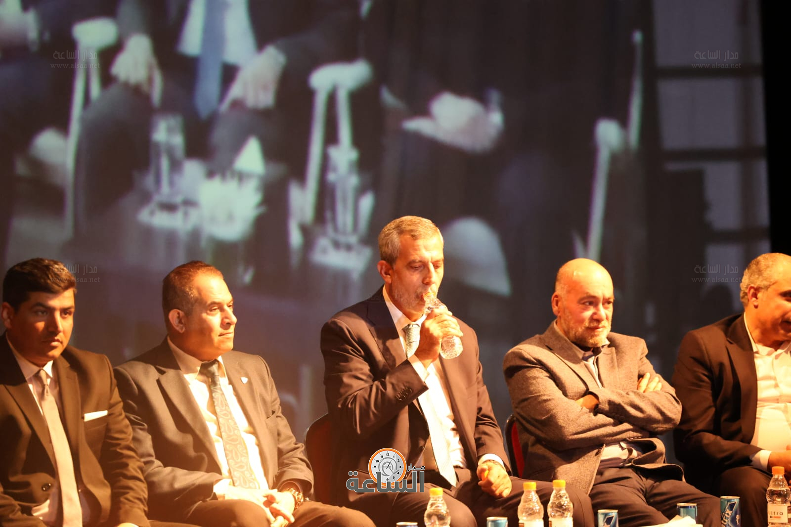 Madar Al-Saa Images 0.7732057461689759