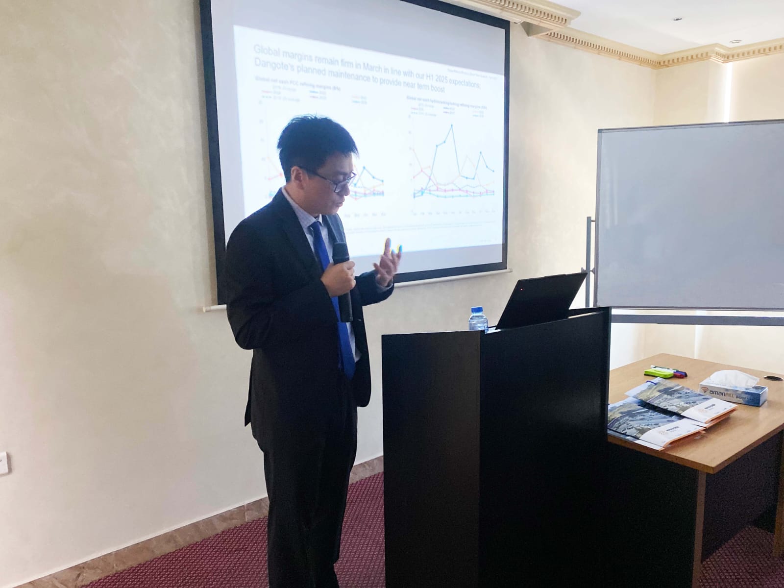 Madar Al-Saa Images 0.08851303326331994