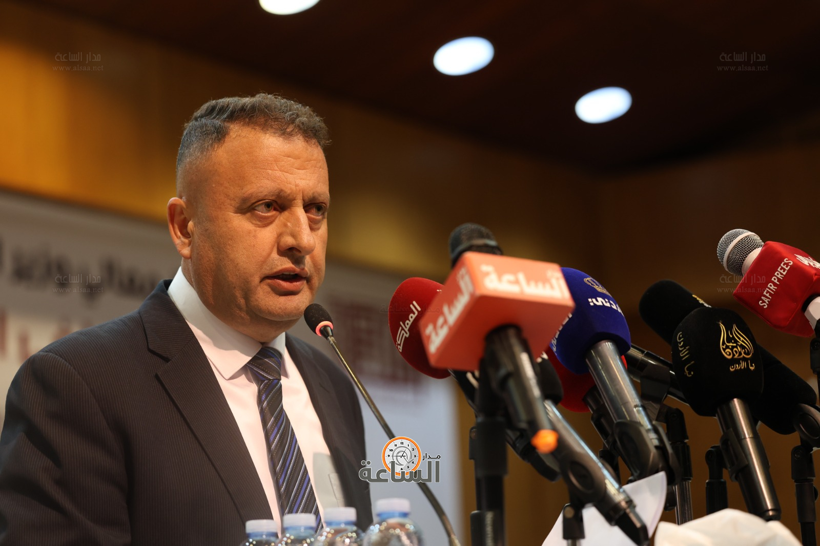 Madar Al-Saa Images 0.65640654552688