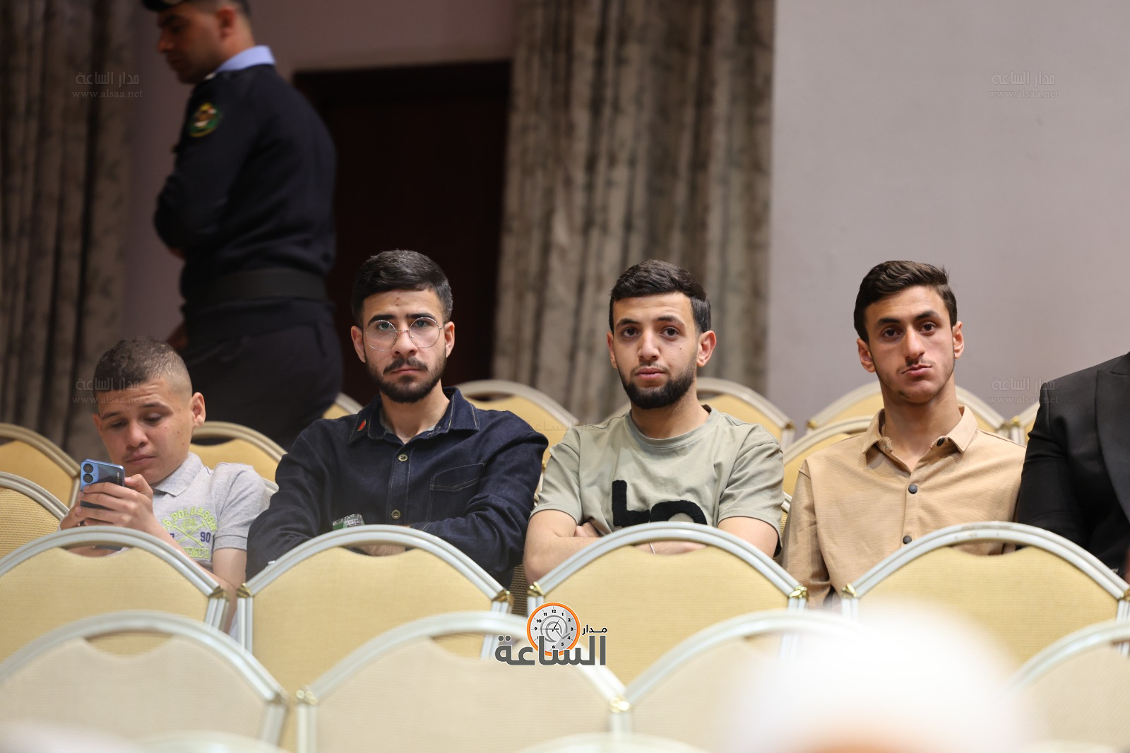 Madar Al-Saa Images 0.9074664303954332