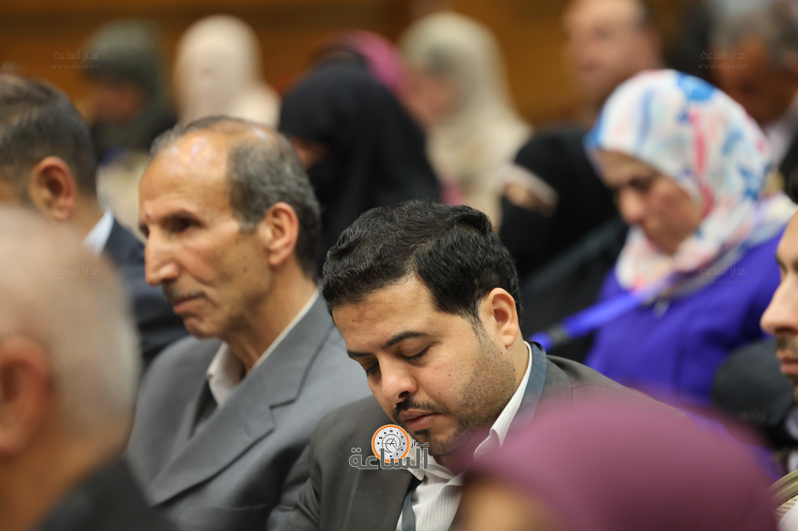 Madar Al-Saa Images 0.46051522207029383