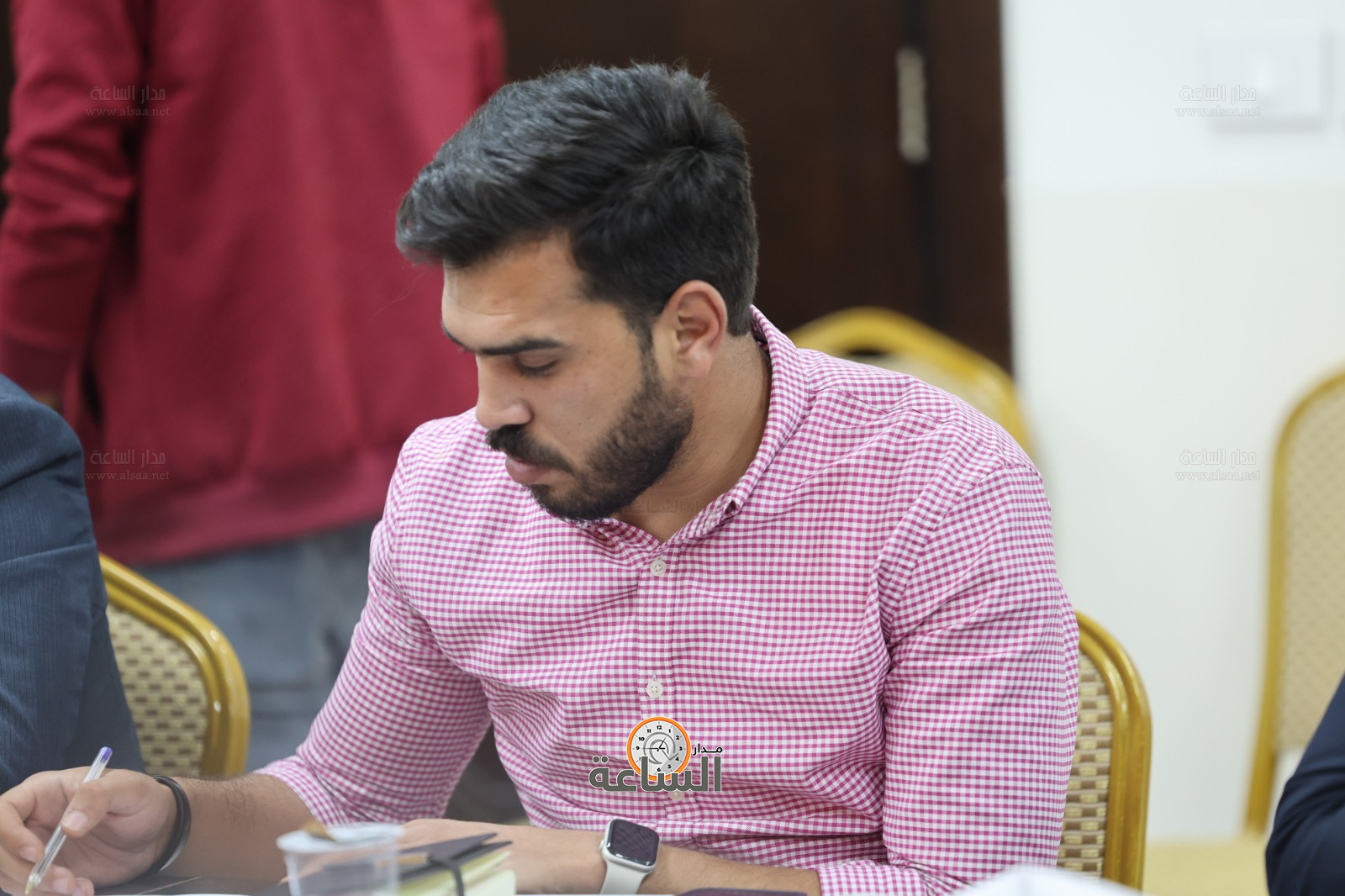 Madar Al-Saa Images 0.1156358390494504