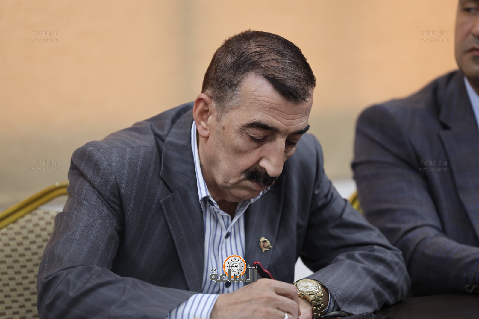 Madar Al-Saa Images 0.38198980084995515