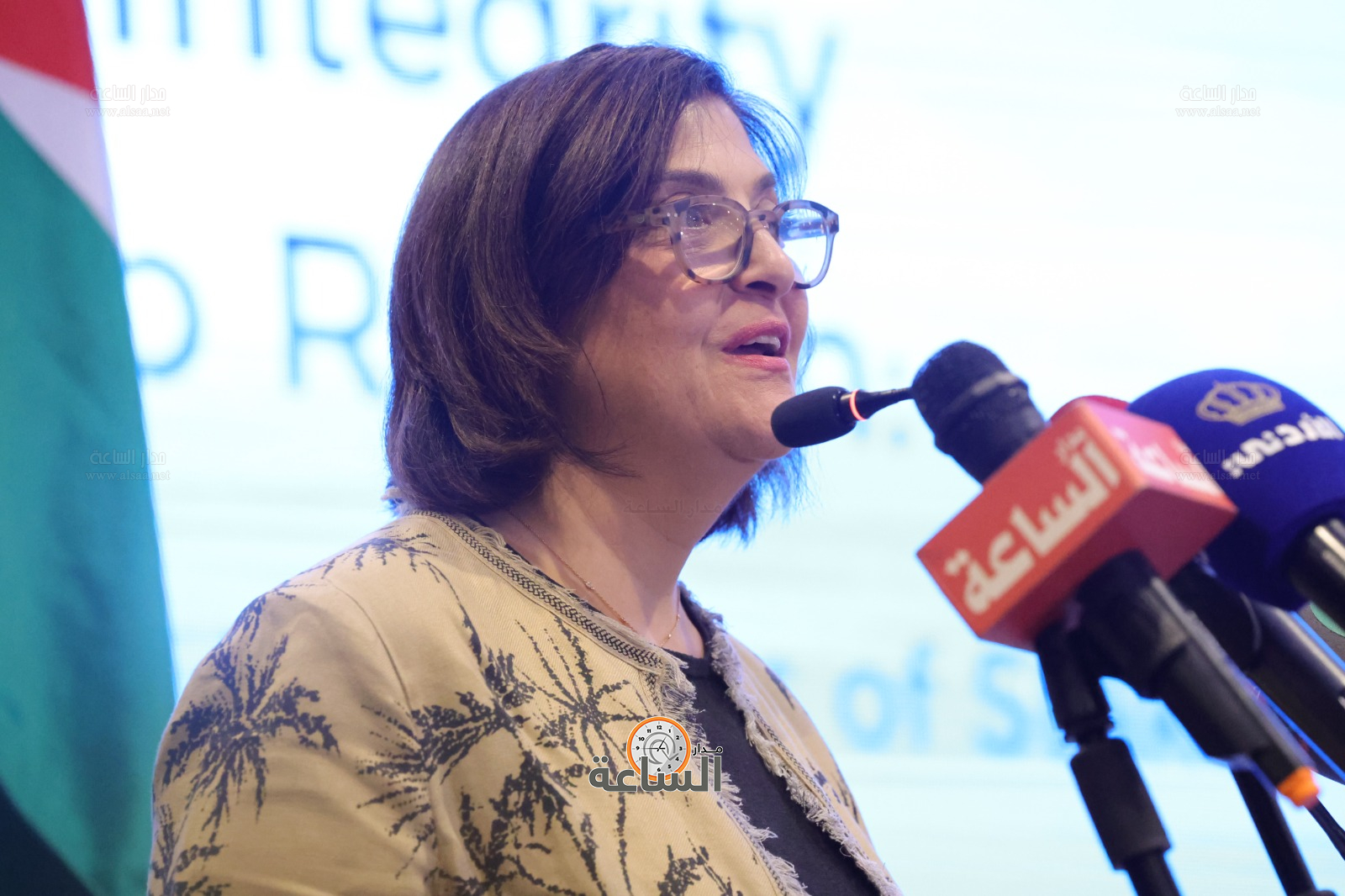 Madar Al-Saa Images 0.9582537696773927